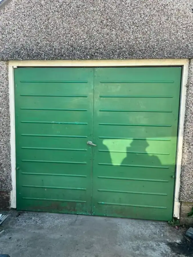 Old green door